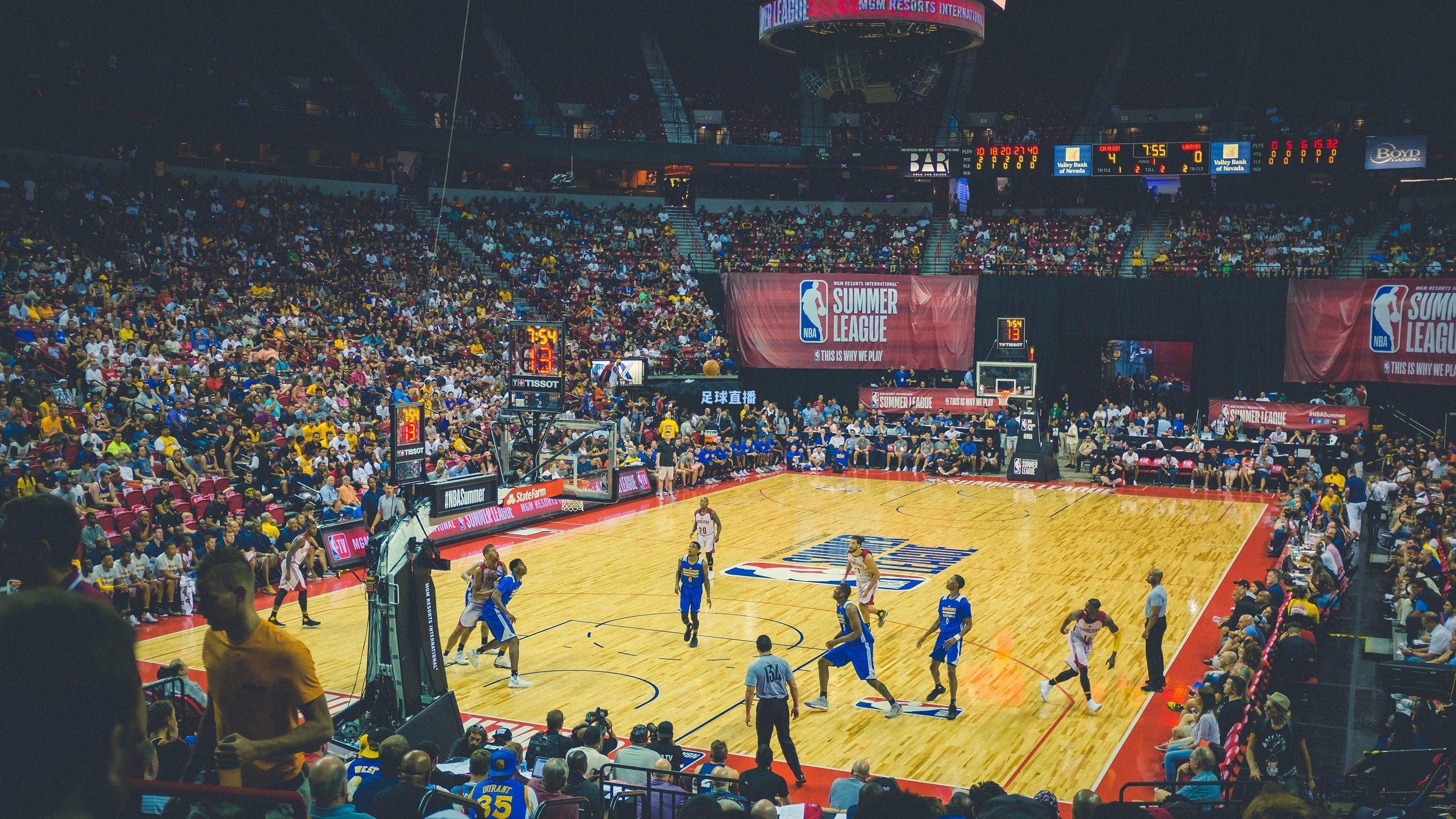 英超焦点战前瞻，热刺主场迎战利物浦，攻防状态成胜负关键